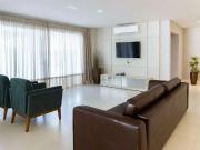 Apartamento para Venda em Itapema/SC Meia Praia 4 Quartos