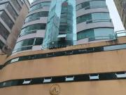 Apartamento para Venda em Itapema/SC Meia Praia 4 Quartos