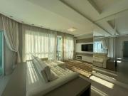 Apartamento para Venda em Itapema/SC Meia Praia 4 Quartos