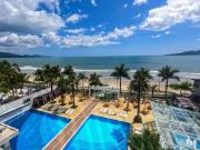 Apartamento para Venda em Itapema/SC Meia Praia 7 Quartos