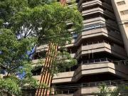 Apartamento para Venda em Londrina/PR Centro 3 Quartos