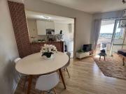 Apartamento para Venda em Maringá/PR Zona 08 3 Quartos