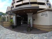 Apartamento para Venda em Maringá/PR Zona 07 3 Quartos
