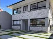 Apartamento para Venda em Palhoça/SC Praia de Fora 3 Quartos