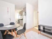 Apartamento para Venda em Pinhais/PR Jardim Cláudia 2...