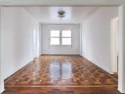 Apartamento para Venda em Porto Alegre/RS Moinhos de...