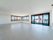 Apartamento para Venda em Porto Alegre/RS Petrópolis 3...