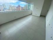 Apartamento para Venda em Praia Grande/SP Guilhermina 1...