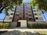 Apartamento para Venda em São José dos Pinhais/PR Três...