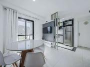 Apartamento para Venda em São José dos Pinhais/PR Três...