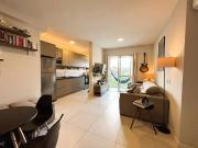 Apartamento para Venda em São José/SC Centro 2 Quartos