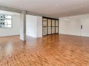 Apartamento para Venda em São Paulo/SP Jardim América 3...