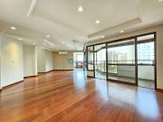 Apartamento para Venda em São Paulo/SP Moema 4 Quartos