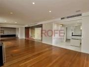 Apartamento para Venda em São Paulo/SP Moema 4 Quartos