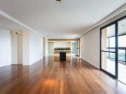 Apartamento para Venda em São Paulo/SP Panamby 3 Quartos