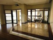 Apartamento para Venda em São Paulo/SP Panamby 4 Quartos