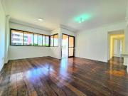 Apartamento para Venda em Salvador/BA Pituba 4 Quartos