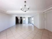 Apartamento para Venda em Uberlândia/MG Santa Mônica 4...