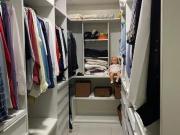 Apartamento para venda possui 300 metros quadrados com 4...