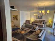 Apartamento para venda possui 74 metros quadrados com 2...