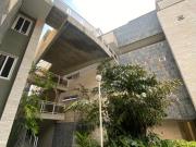 PB de 403m2 + 270m2 en venta en Los Palos Grandes