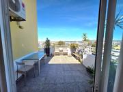 Apartamento penthouse T4 Duplex, terraços com vista mar...