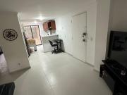 Apartamento primer piso con parqueadero Almeria Laureles