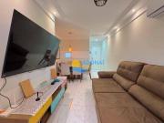 Apartamento próximo à praia com sacada — Enseada — Guarujá