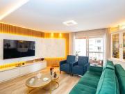 Apartamento Reformado 3 Quartos + 2 Vagas no Bigorrilho