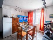Apartamento reformado a buen precio – zona animada de...