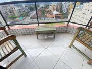 Apartamento reformado a venda na Enseada Guarujá