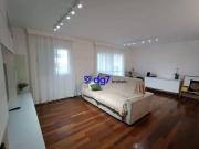 Apartamento reformado com 3 suítes, varanda gourmet e 3...