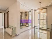 Apartamento reformado, com varanda e vista!