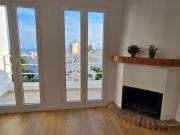 Apartamento reformado con espectacularees vistas al mar...