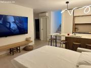 Apartamento reformado con terraza y piscina en El...