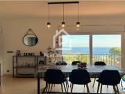Apartamento reformado con vistas panorámicas al mar en...