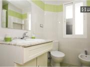 Apartamento reformado de 4 dormitorios en alquiler en el...