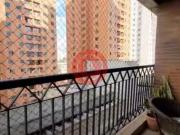 Apartamento reformado de 96m2 com 3 quartos, sendo uma...