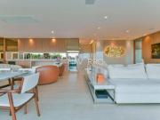 Apartamento reformado e mobiliado com 4 suítes à venda,...