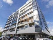 Apartamento reformado e mobiliado com sofisticação e...