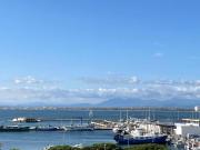 ¡Apartamento reformado en el Puerto de Roses y con...