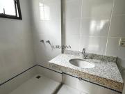 Apartamento reformado na Praia da Costa – Na quadra do mar!