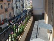 Apartamento Remodelado com varanda