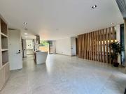APARTAMENTO REMODELADO CON AMPLIAS TERRAZAS EN ENVIGADO....