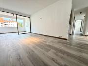 Apartamento Remodelado en Patio Bonito