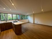APARTAMENTO REMODELADO POBLADO LOMA VIZCAYA CERCA AL TESORO