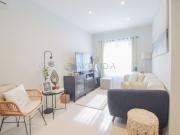 Apartamento remodelado T2 na Baixa da Banheira
