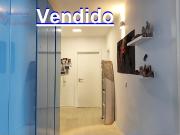 Apartamento renovado com garagem Box a 300 metros da...