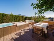 Apartamento Renovado en Planta Baja con Piscina Privada...