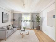 APARTAMENTO RENOVADO T1+1 JUNTO AO CASTELO SÃO JORGE